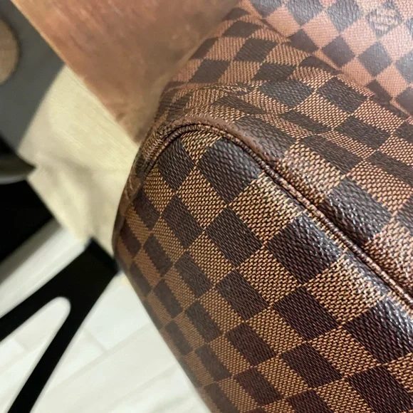 Louis Vuitton Neverfull Damier Ebene MM - Picture 15 of 16